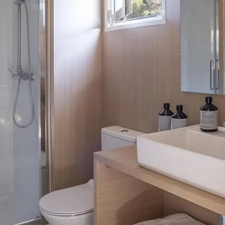 Mobil-home 2 Avec Terrasse A - Api-1-52-590 *